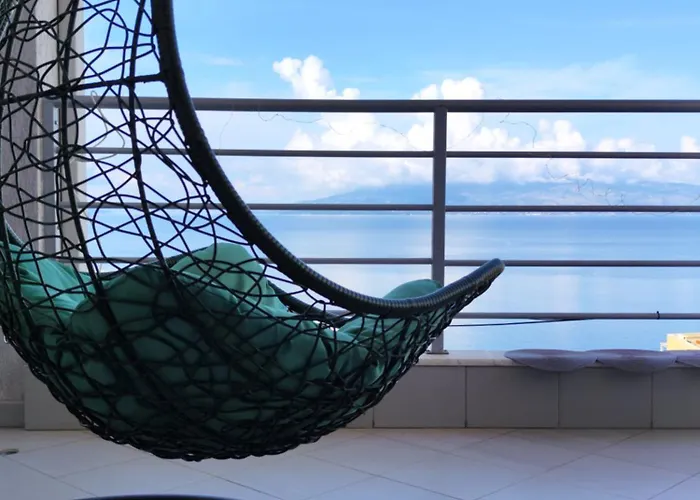 アパート Seaview Apartment! Public Parking Near The App!