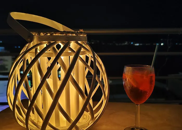 公寓 Seaview Apartment! Public Parking Near The App! Sarandë