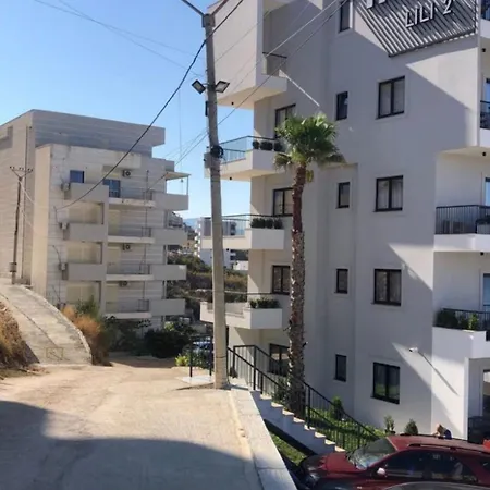 Seaview Apartment! Public Parking Near The App! Apartment *